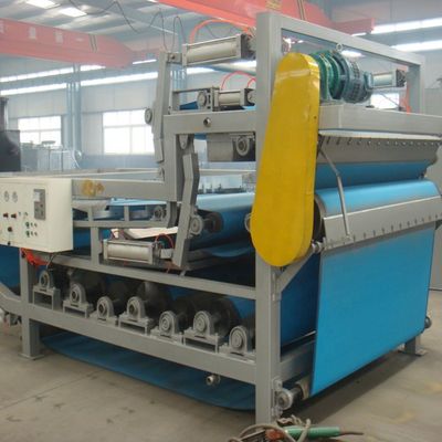 3-25 cbm/h Prensa de filtro tipo correa para el tratamiento de lodos municipales Grado automático Automático